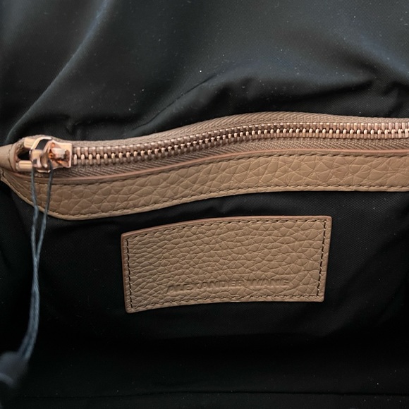 Alexander Wang NWT Rocco in Truffle leather with Rose Gold hardware - Picture 3 of 7